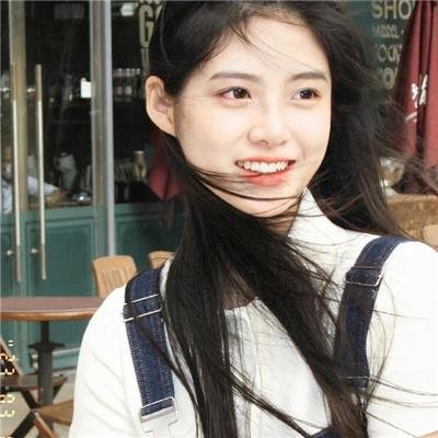 女孩的夏日秘密